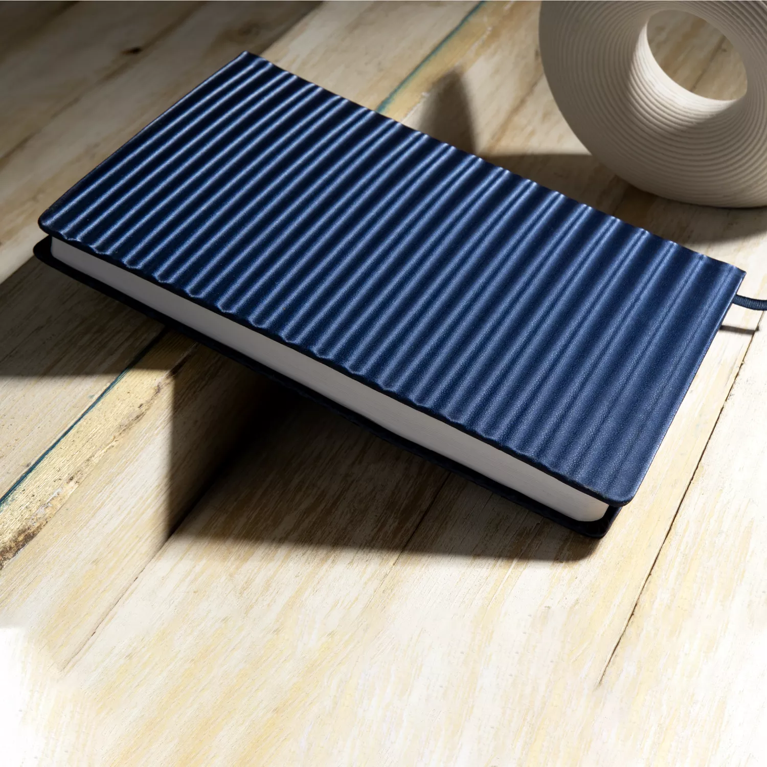 سالنامه 1404 مدل 117006482 سالنامه 1404 مدل 117006482