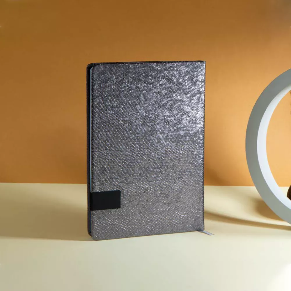 سررسید وزیری چرم پلاک‌دار کد 117006580