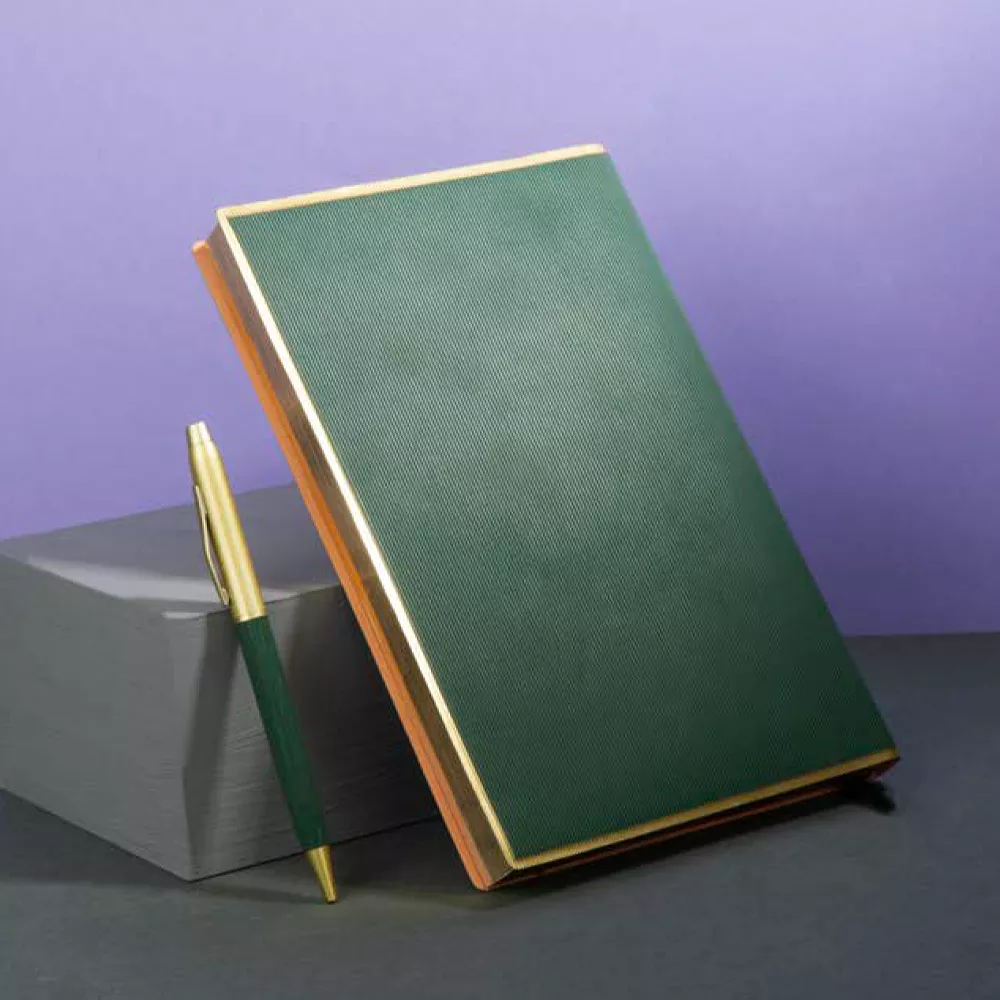 ست سررسید و خودکار کد 117002487 (رقعی جلد نرم – لب طلا)