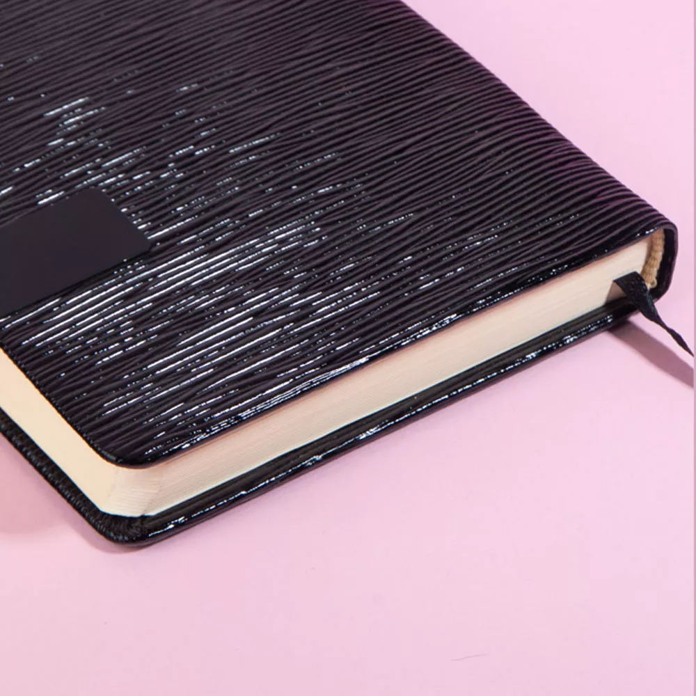 سررسید اروپایی 1405 چرم پلاک‌دار کد 117006608