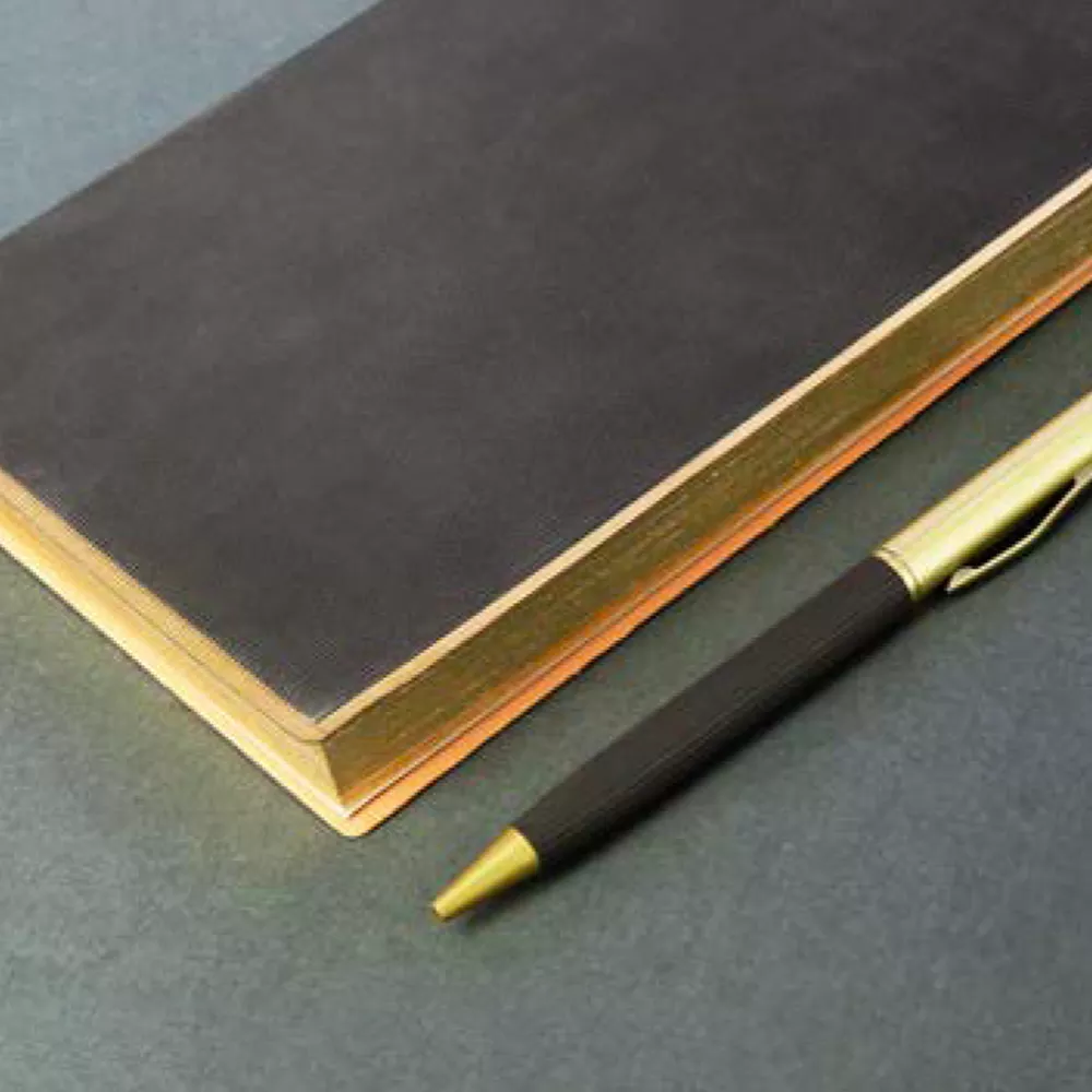 ست سررسید و خودکار کد 117002487 (رقعی جلد نرم – لب طلا)